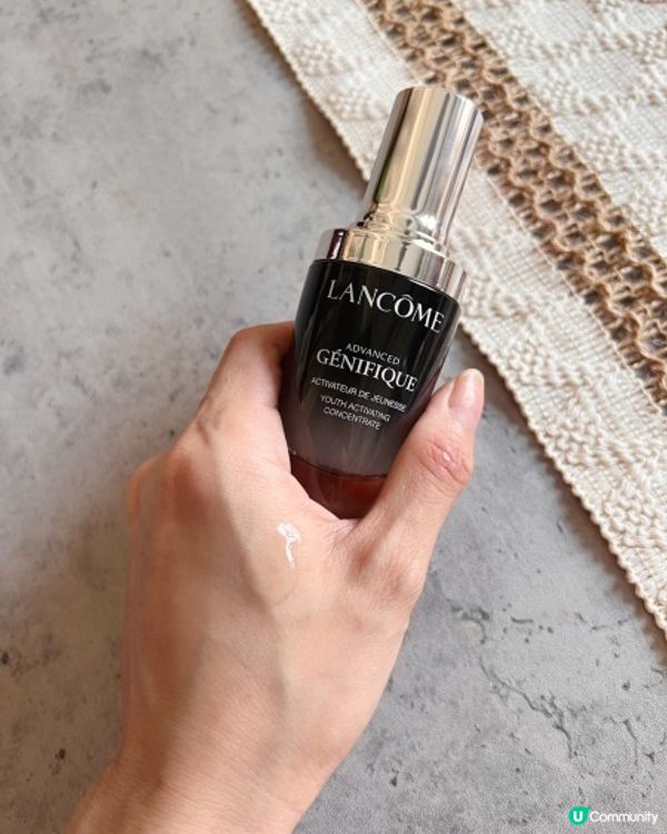 幫我重拾年輕，令人無限回購的精華，我最愛Lancome 小黑瓶