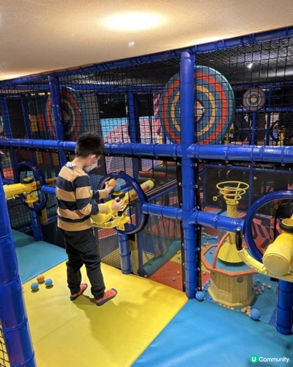 【 以體育為主題的大型室內遊樂場 】
