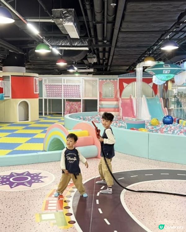 【 超開揚又多野玩的兒童室內遊戲室 】