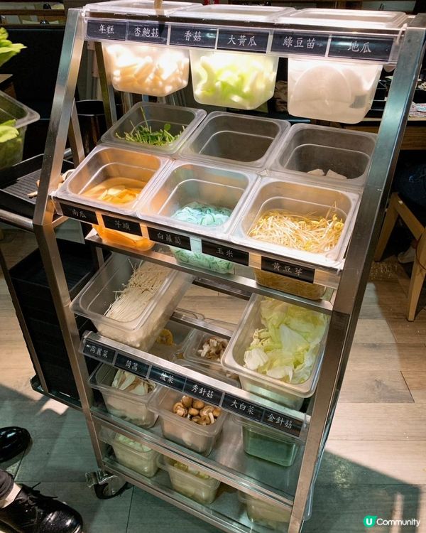 台灣 新北市新莊 壽喜燒一丁二代目 肉、蔬菜、飲品、甜點無限吃到飽 平日HKD$ 139，假日HKD$ 156