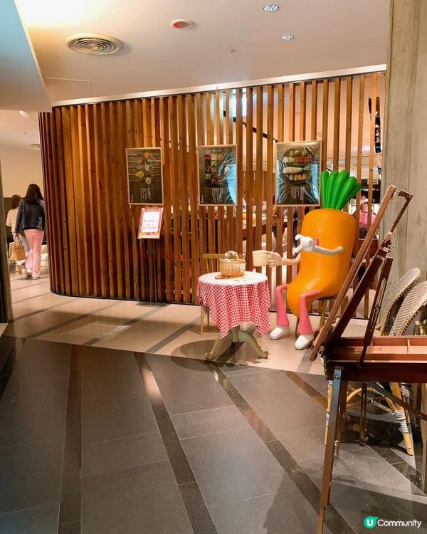 台灣/台北 素食~果然匯異國高級蔬食料理吃到飽平日HKD$166，假日HKD$180/明曜店(MRT: 捷運忠孝敦化)