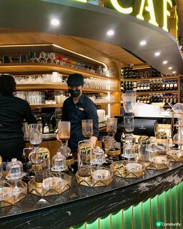 台灣/台北 Buna caf'e 布納咖啡館 不限時間 花藝歐風 無國界料理/咖啡/酒類/早午餐/義大利麵/燉飯/排餐/全都有 (MRT:世貿101捷運站)