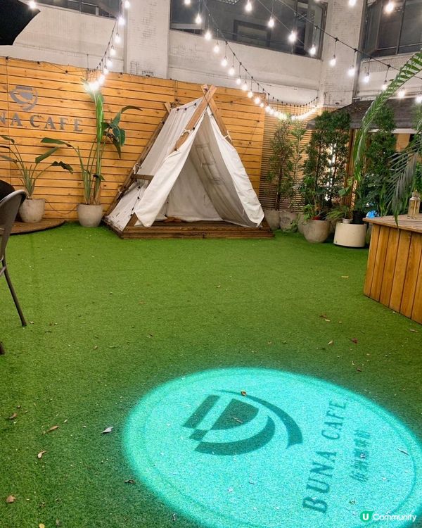 台灣/台北 Buna caf'e 布納咖啡館 不限時間 花藝歐風 無國界料理/咖啡/酒類/早午餐/義大利麵/燉飯/排餐/全都有 (MRT:世貿101捷運站)