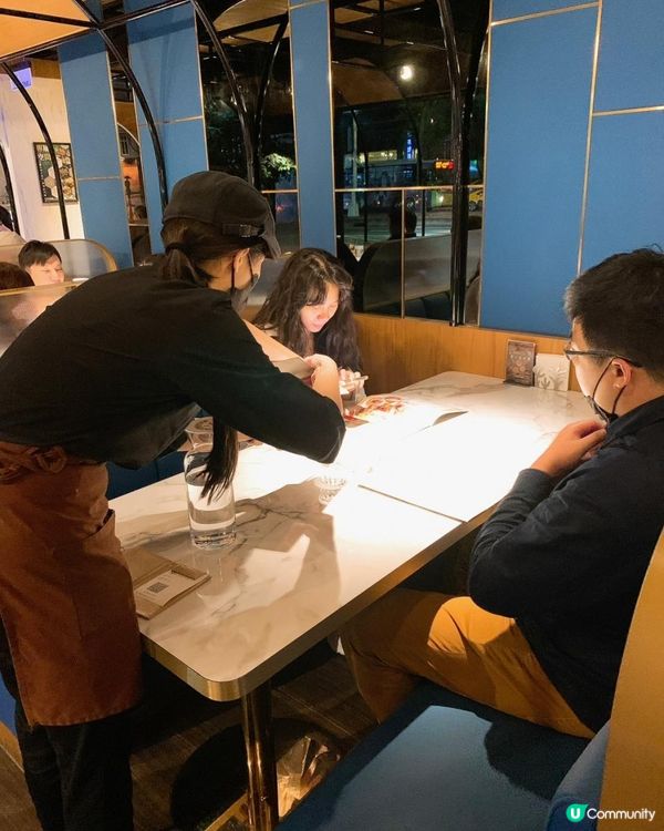 台灣/台北 Buna caf'e 布納咖啡館 不限時間 花藝歐風 無國界料理/咖啡/酒類/早午餐/義大利麵/燉飯/排餐/全都有 (MRT:世貿101捷運站)