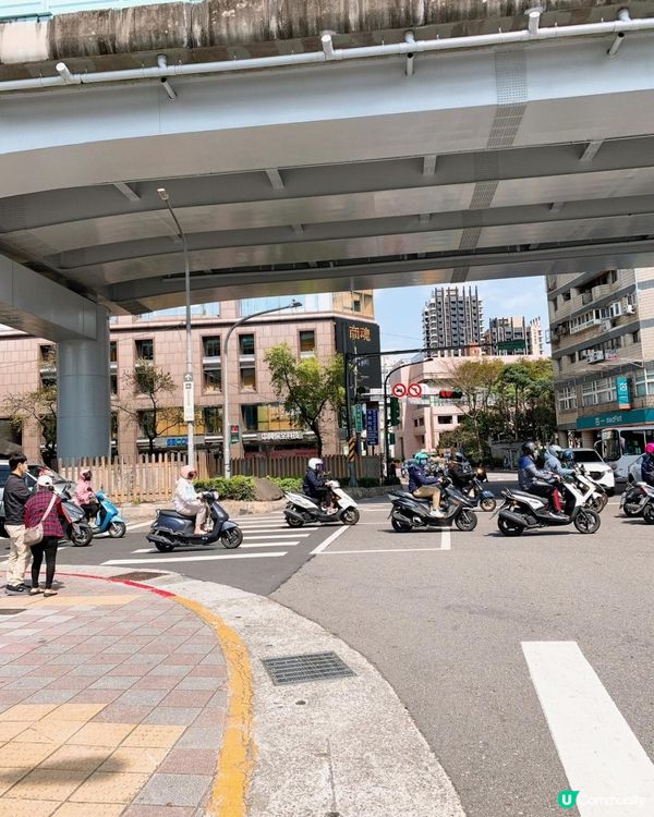 台灣/台北 永樂市行 布市 布行 零碼布 手作達人必逛、週邊小吃、霞海城隍廟(MRT:北門站)