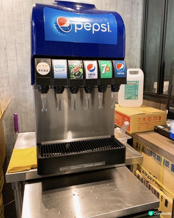 台灣/台北 茉莉漢堡Mary's Hamburger 40年老美式餐廳(大安店) MRT：大安站