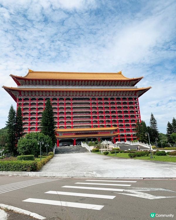 台灣/台北 圓山大飯店松鶴廳 無國界創意百匯料理及精緻義法甜點 任食任飲 (MRT：劍潭站)