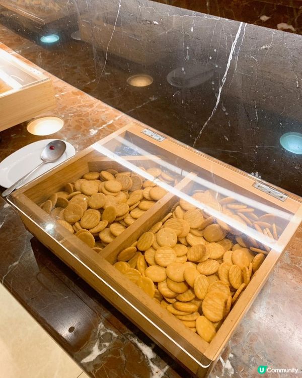 台灣/台北 圓山大飯店松鶴廳 無國界創意百匯料理及精緻義法甜點 任食任飲 (MRT：劍潭站)