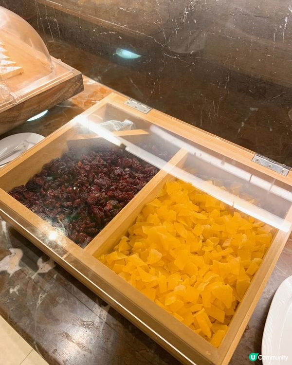 台灣/台北 圓山大飯店松鶴廳 無國界創意百匯料理及精緻義法甜點 任食任飲 (MRT：劍潭站)