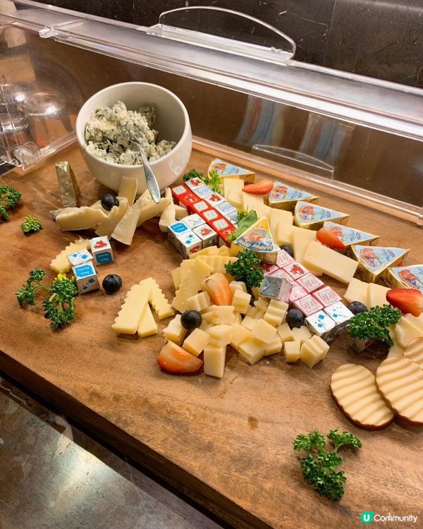 台灣/台北 圓山大飯店松鶴廳 無國界創意百匯料理及精緻義法甜點 任食任飲 (MRT：劍潭站)