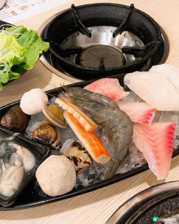 台灣/台北 玉璽石頭火鍋 食材很棒 炸天婦羅、手工魚餃 (MRT：六張犁捷運站)