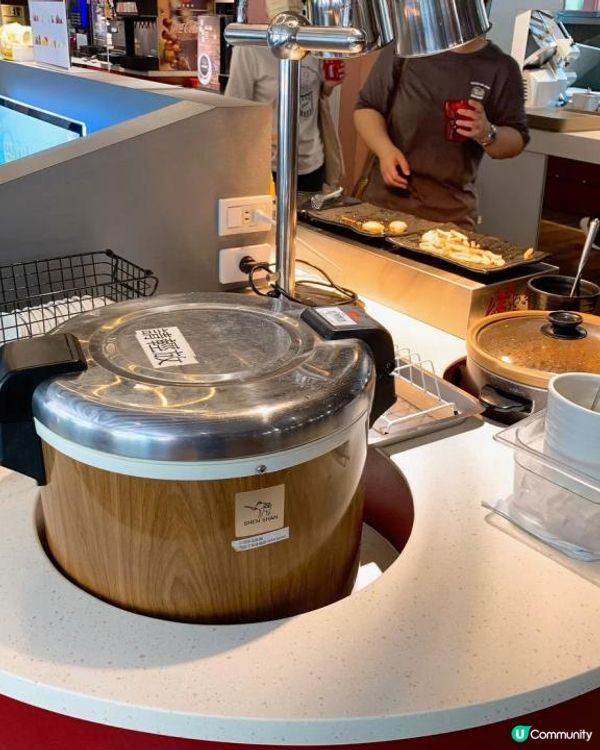 台灣/台北 滿堂紅頂級麻辣鴛鴦鍋 升級超滿足吃到飽 哈根達斯冰淇淋8種口味 松江店(MRT：行天宮站)