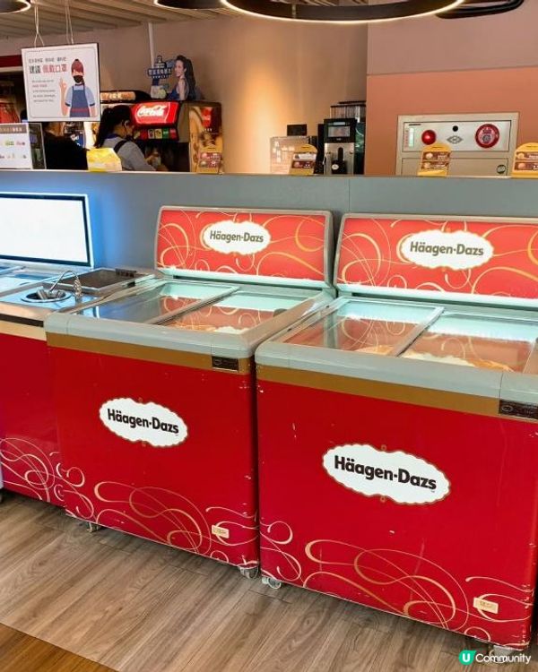 台灣/台北 滿堂紅頂級麻辣鴛鴦鍋 升級超滿足吃到飽 哈根達斯冰淇淋8種口味 松江店(MRT：行天宮站)