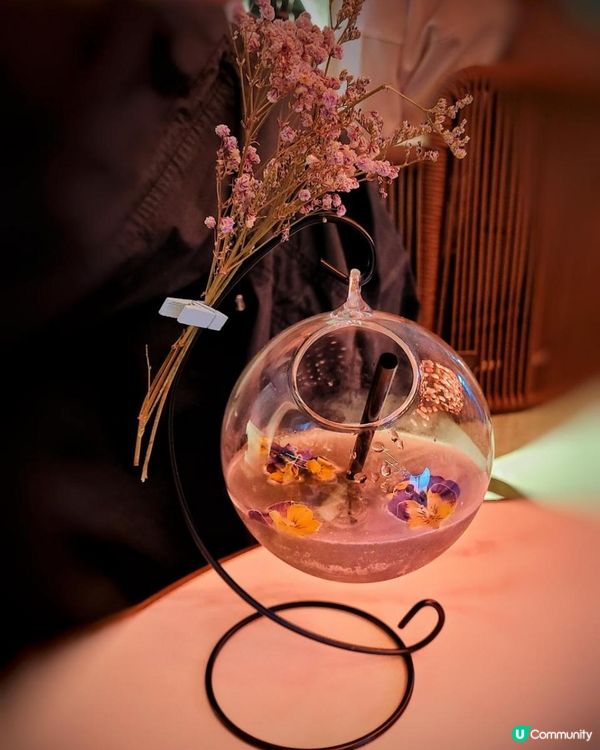 旺角型格樓上月球酒吧《J.moon》