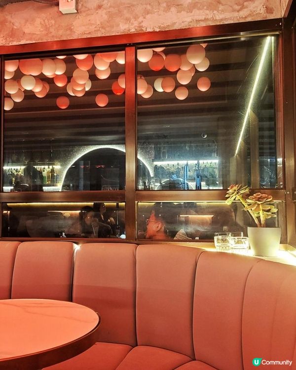 旺角型格樓上月球酒吧《J.moon》