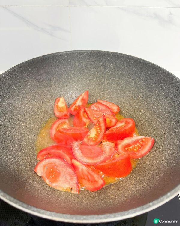 🍅快靚正一鍋到底蕃茄湯豚肉烏冬🥢