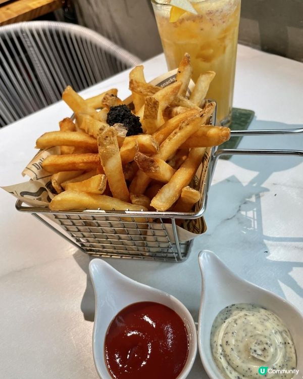 銅鑼灣親民靚咖啡小店