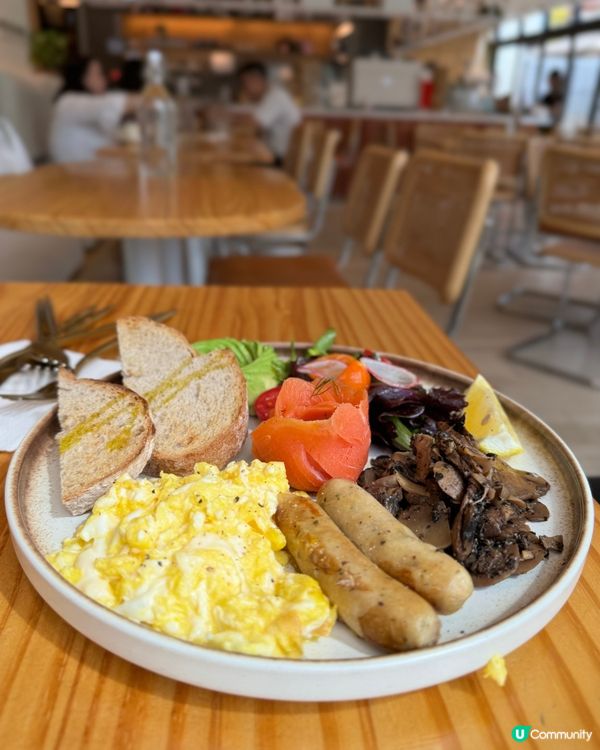 精品咖啡店CoHee Studio，前粉嶺裁判法院地下，木系...