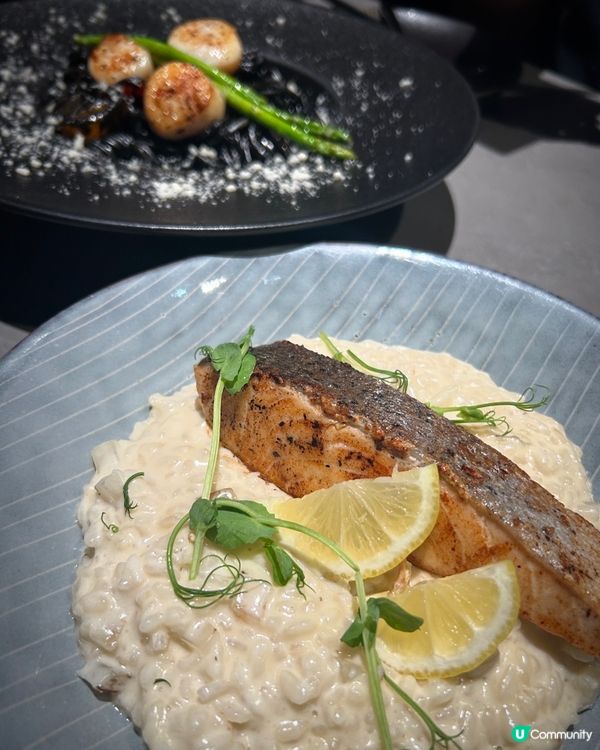 型格黑金餐廳 🖤💛  旺角必試！