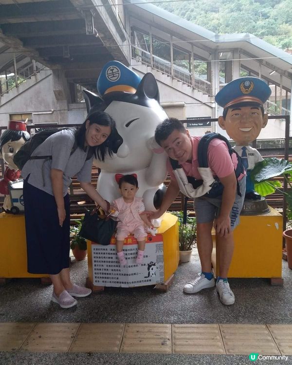 開關後爸爸去韓國做搬運工，在韓國食拉絲甜品，在台灣貓村睇貓貓...