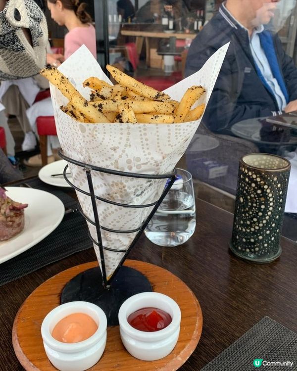 似食個景多過食塊扒🤣