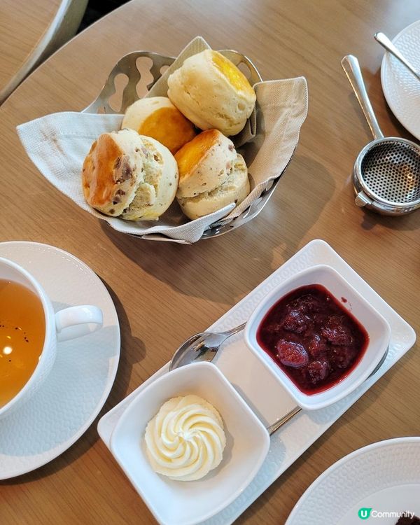 [New Year Festive Afternoon Tea ] 新年節慶下午茶 @ Lighthouse Lounge ( 黃竹坑香港富麗敦海洋公園酒店 )