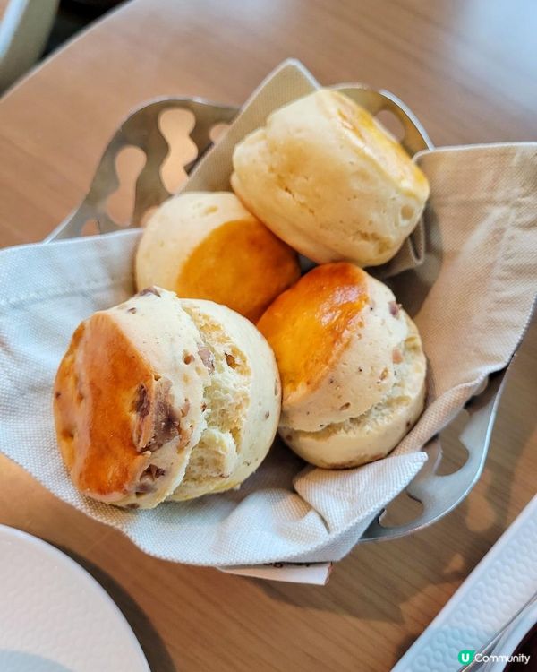 [New Year Festive Afternoon Tea ] 新年節慶下午茶 @ Lighthouse Lounge ( 黃竹坑香港富麗敦海洋公園酒店 )