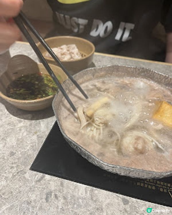 飲食。一人一鍋爽嘆黑毛和牛。大將