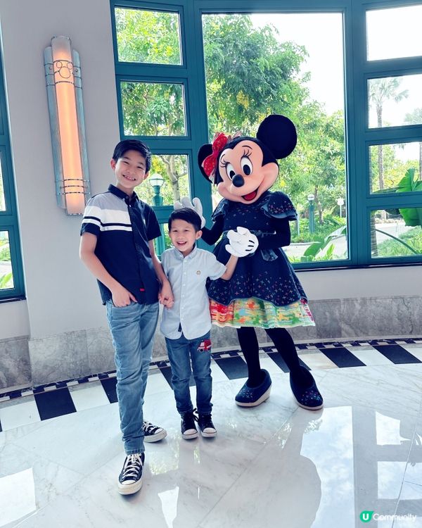 迪士尼特色西餐廳