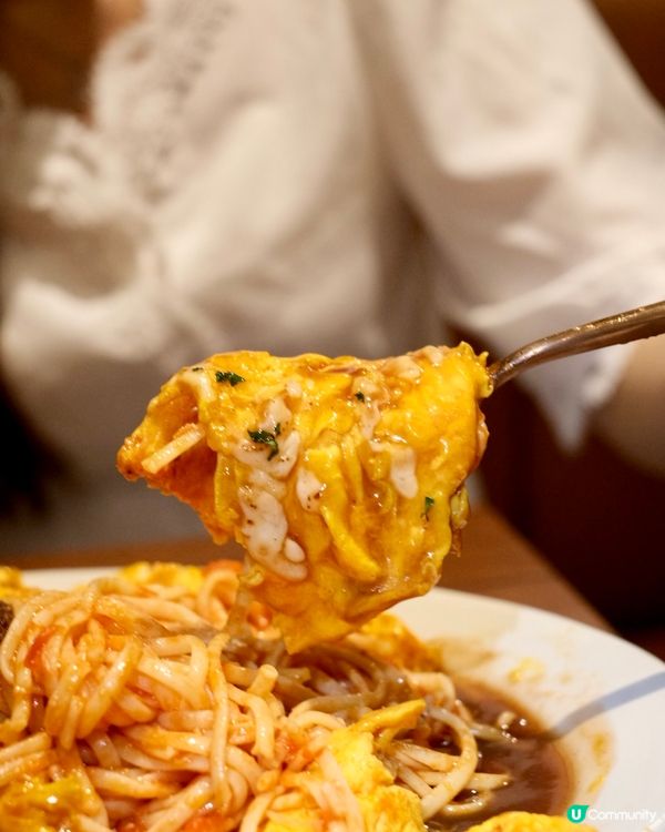 百貨公司內的日系復古茶座