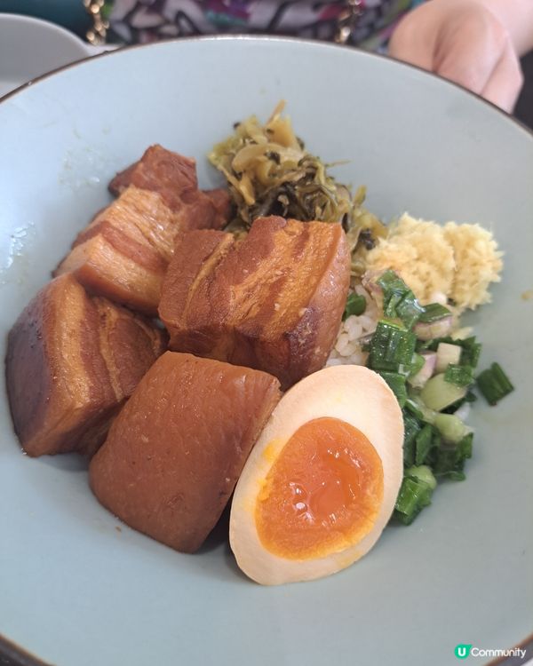 台灣鹵肉飯