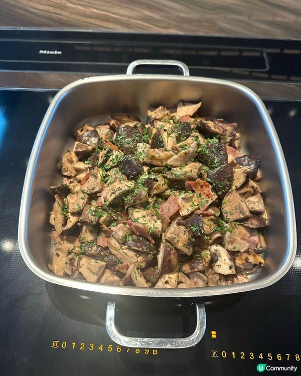 洒店職員為客人調的特色雞尾洒🍹非常好飲！十個讚👍🏼