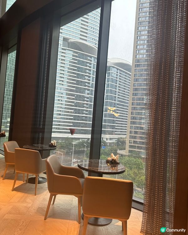 洒店職員為客人調的特色雞尾洒🍹非常好飲！十個讚👍🏼