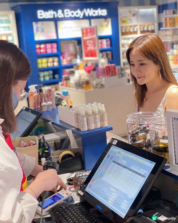 低至一五折起,購物滿$550即減$38