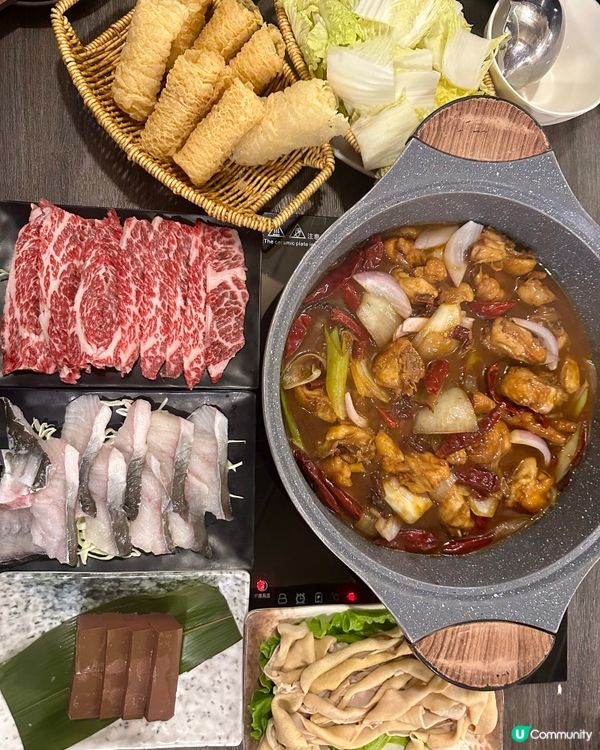 打邊爐先飲頭啖湯 惹味雞煲🔥