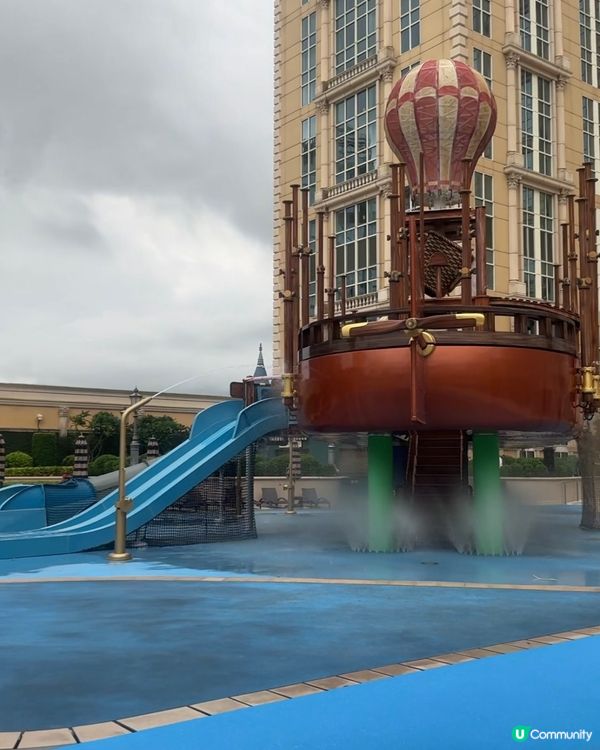 夏天梗係要激玩水上樂園！早兩日去?澳門巴黎人酒店渡假。落去泳...