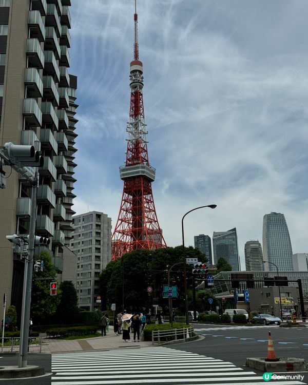 陽光閃耀下的東京鐵塔🗼  