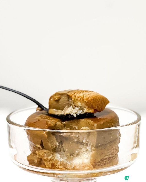 🍵 抹茶布丁燒，香氣四溢，入口即化！🤤