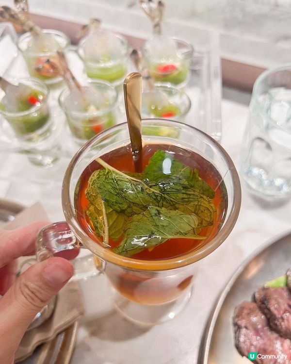 尖沙咀打卡新寵 🥥🌴  阿閒泰