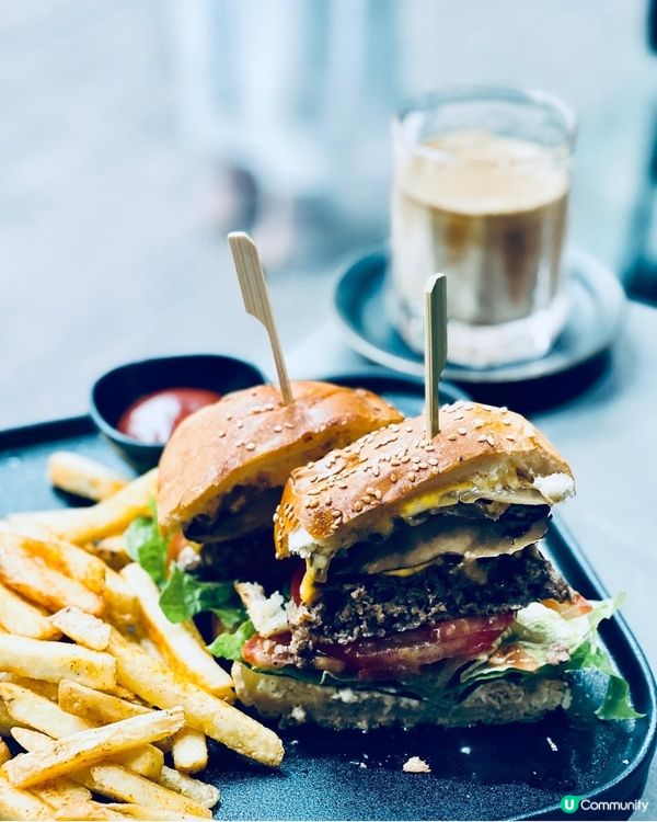 必去油麻地型格cafe‼️平民價錢‼️甜品全部有酒店水準‼️