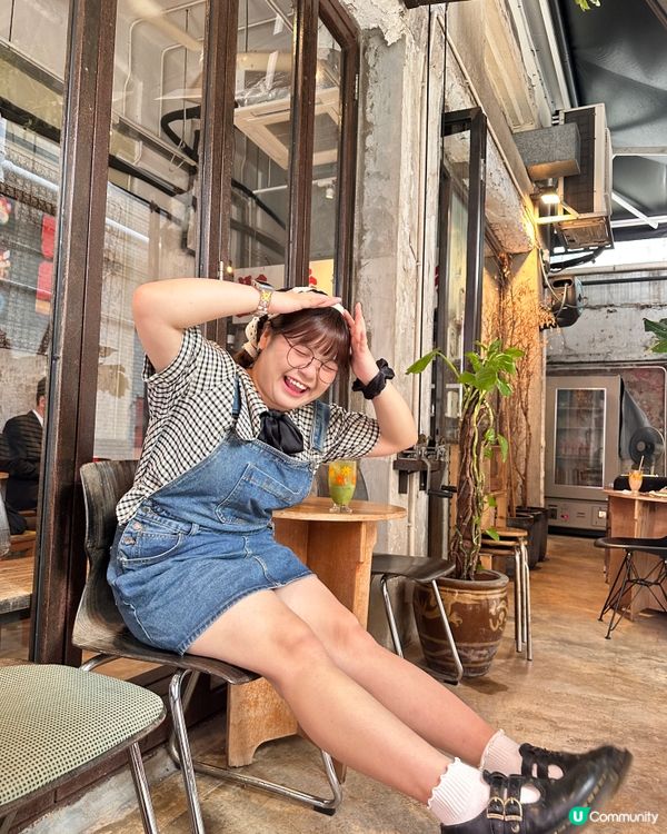 旺角懷舊打卡☕️  半路咖啡