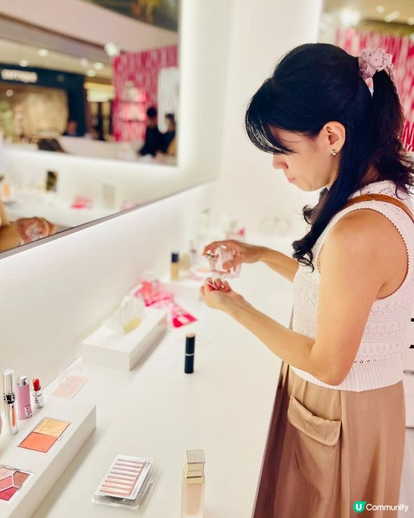 《沉浸 Miss Dior 迷人香薰國度》