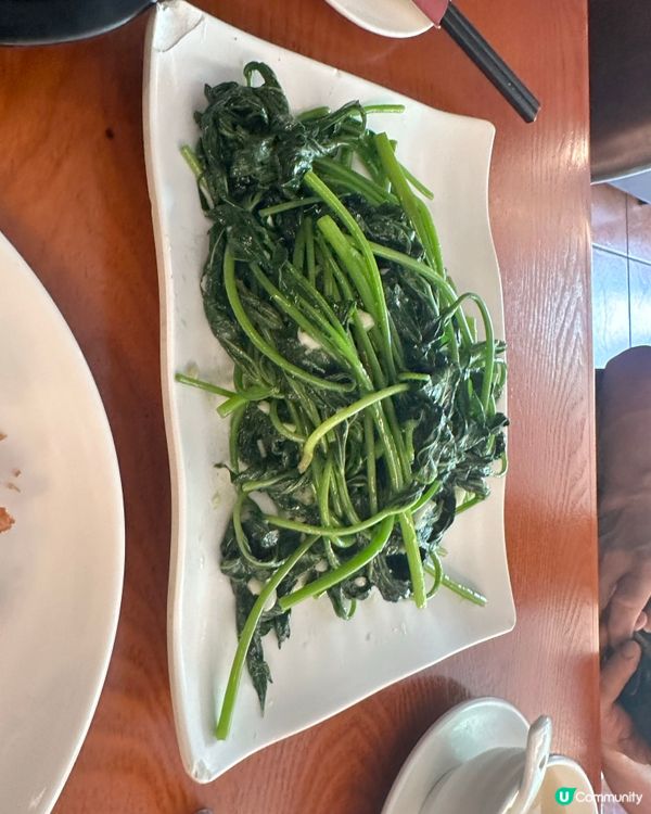 砂鍋魚頭煲，大蒜骨，蒜蓉炒番薯葉