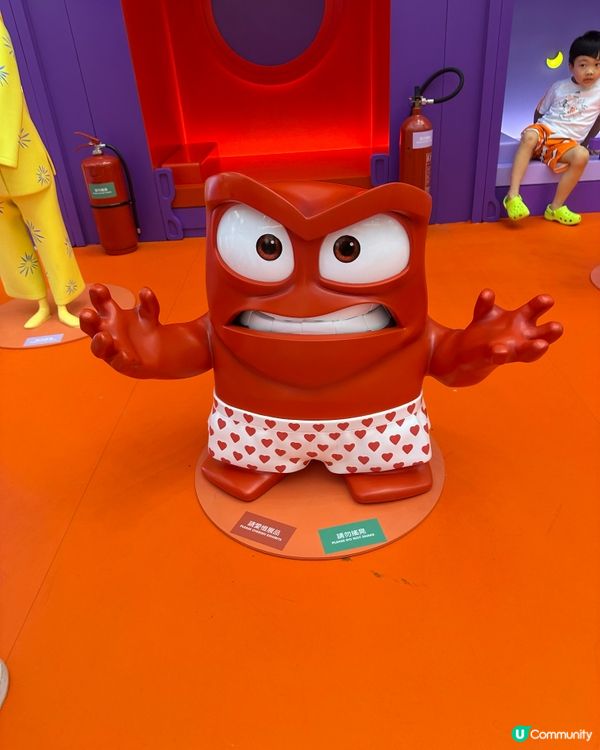 九位腦朋友來到時代廣場Emotion Playpark