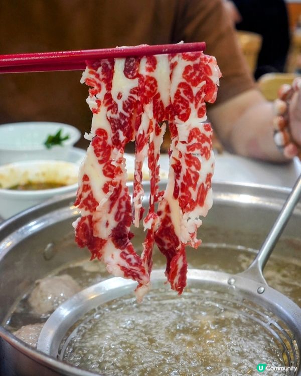 深圳￥170食匙柄吊龍五花趾牛肉火鍋！