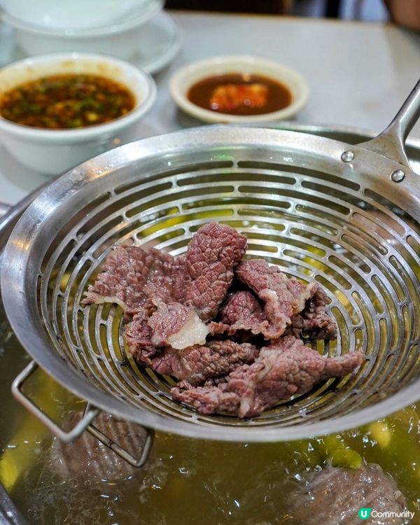 深圳￥170食匙柄吊龍五花趾牛肉火鍋！
