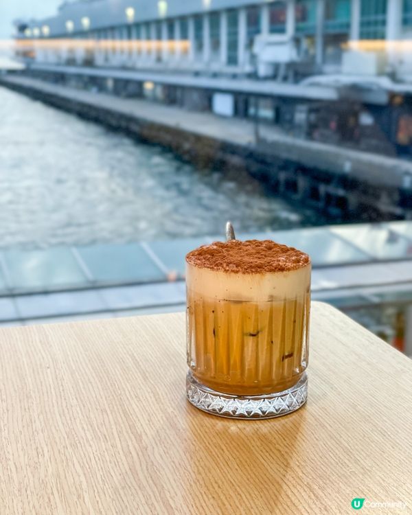 尖沙咀｜海景Cafe。Tanuki Innovation