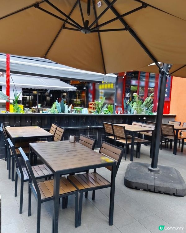 《深圳十畝地惹味燒烤店》