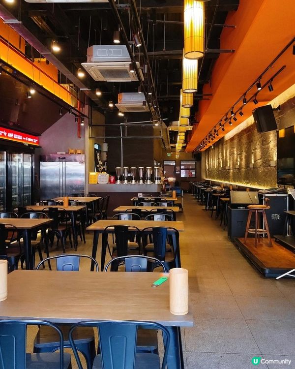 《深圳十畝地惹味燒烤店》