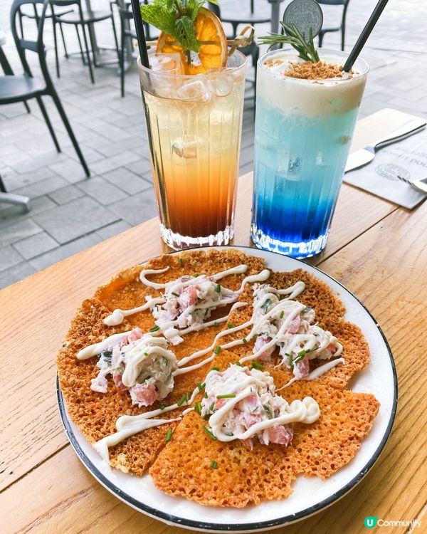 海邊🏖️～ 凍飲+Pizza🍕 好正🥰